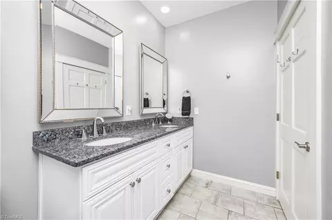 Bath - 117 Linden Pl, Bermuda Run, NC 27006 photo 2 of 3