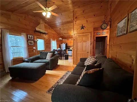 Living - 389 Current Loop, Hillsville, VA 24343 photo 2 of 4