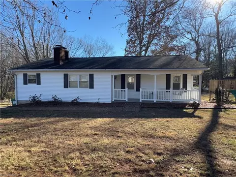 114 Helsabeck Rd, King, NC 27021