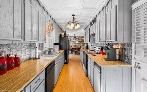 Kitchen - 294 Farmbrook Dr, Denton, NC 27239 photo 1 of 5