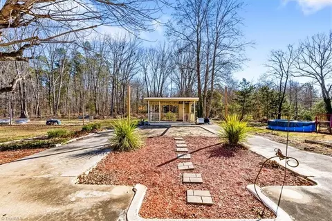 Exterior - 294 Farmbrook Dr, Denton, NC 27239 photo 4 of 7