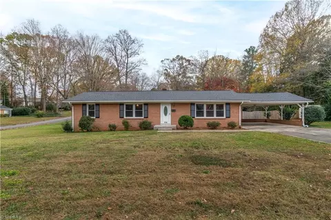 2700 Charlwood Dr, Winston Salem, NC 27103