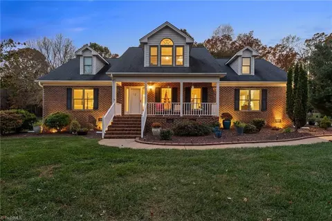 1991 Webster Grove Dr, Mebane, NC 27302