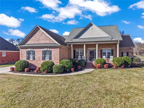 4625 Kellys Trl, Winston Salem, NC 27101