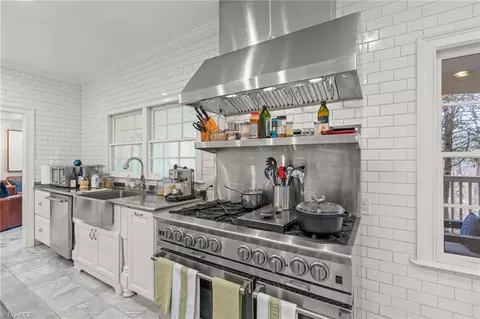 Kitchen - 208 Shadow Valley Rd, High Point, NC 27262 photo 2 of 4