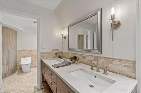 Bath - 208 Shadow Valley Rd, High Point, NC 27262 photo 9 of 12