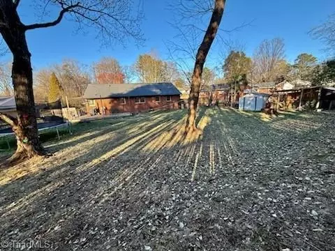 Exterior - 707 Rockspring Rd, High Point, NC 27262 photo 3 of 3