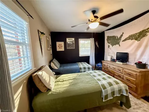 Bedroom - 707 Rockspring Rd, High Point, NC 27262 photo 3 of 4
