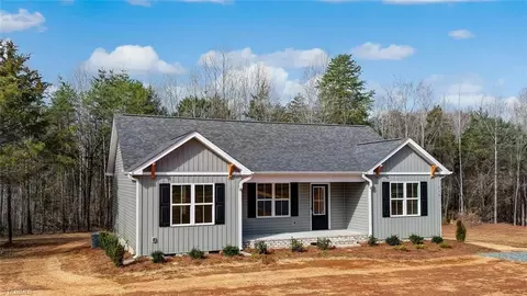 172 Lee Rd, Reidsville, NC 27320