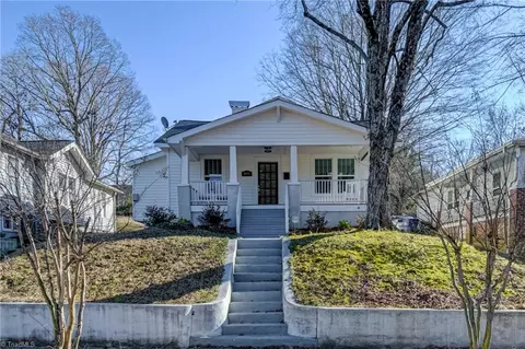 805 Hutton St, Winston Salem, NC 27101