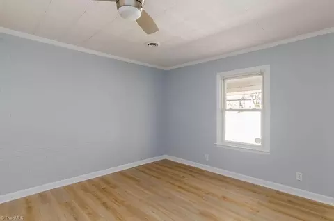 Bedroom - 4638 Hoover Hill Rd, Trinity, NC 27370 photo 3 of 4