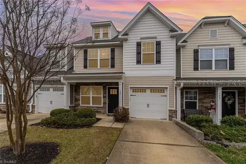 108 Tilleys Grove Dr, Kernersville, NC 27284