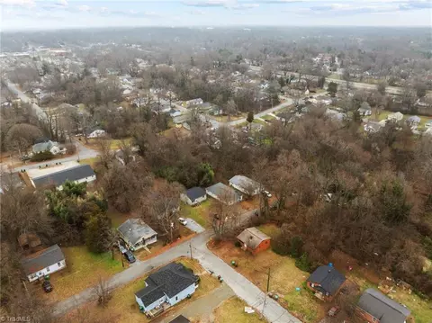 View/Area - 605 Blair Ave, High Point, NC 27260 photo 5 of 7