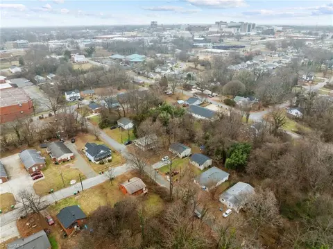 View/Area - 605 Blair Ave, High Point, NC 27260 photo 3 of 7