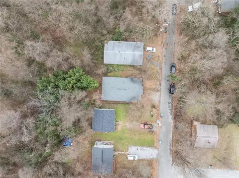 View/Area - 605 Blair Ave, High Point, NC 27260 photo 2 of 7