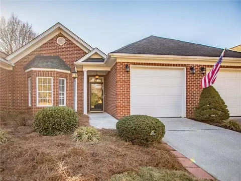 4878 Kinnamon Rd, Winston Salem, NC 27103