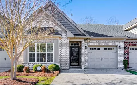 128 Warrington Ct, Winston Salem, NC 27127
