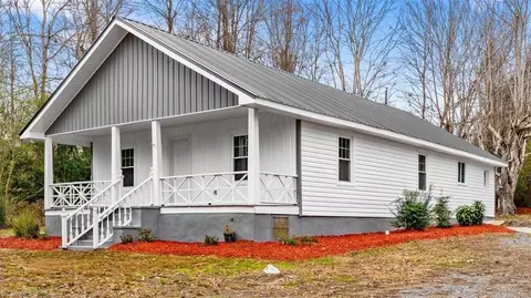 1313 Northside Ter, Asheboro, NC 27203