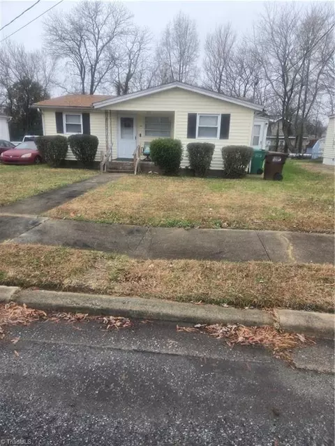 218 Woodbury St, High Point, NC 27260