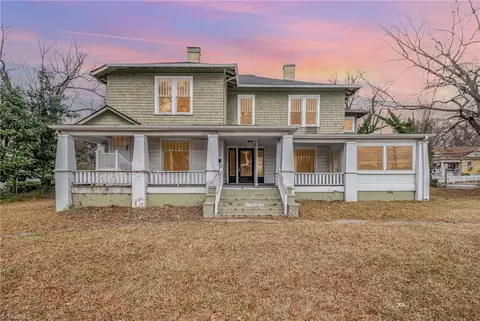 603 Davis St W, Burlington, NC 27215