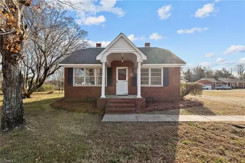 1261 Nc Highway 49 N, Burlington, NC 27217