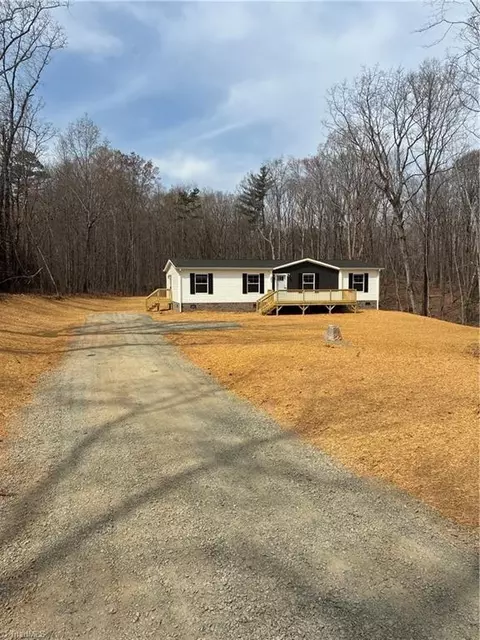 1 Mount Pleasant Church Rd, State Road, NC 28676