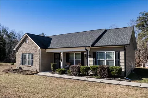 1682 Gold Hill Rd, Madison, NC 27025