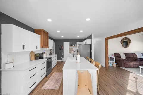 Kitchen - 204 Ridge Creek Dr, Trinity, NC 27370 photo 2 of 4