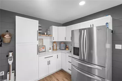 Kitchen - 204 Ridge Creek Dr, Trinity, NC 27370 photo 3 of 4