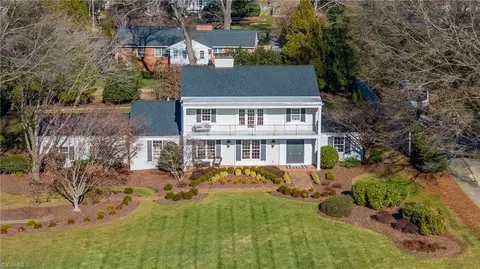 3918 Starmount Dr, Greensboro, NC 27410