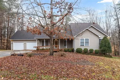 111 Breanna Ter, Thomasville, NC 27360