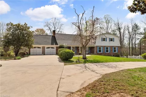 3211 Teague Ln, Hudson, NC 28638