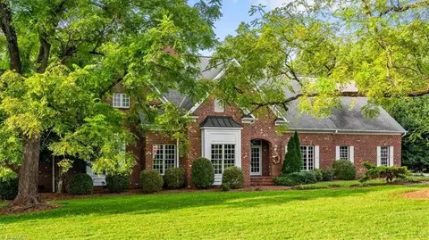 2310 Brandt Trace Farm Rd, Greensboro, NC 27455