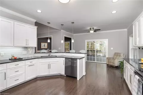 6410 Hampton Rd, Clemmons, NC 27012 photo 10