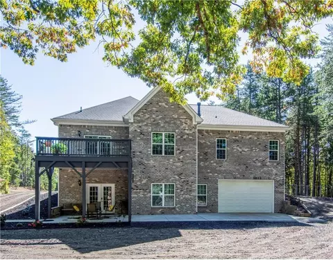 6410 Hampton Rd, Clemmons, NC 27012 photo 5