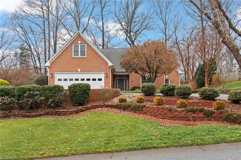 4404 Winterberry Ridge Ct, Winston Salem, NC 27103