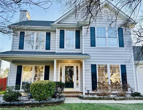 5911 Highland Grove Dr, Summerfield, NC 27358