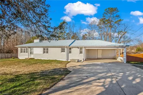 1405 Sink Farm Rd, Lexington, NC 27295