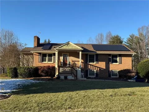 850 Beaumont Poplar St, North Wilkesboro, NC 28659