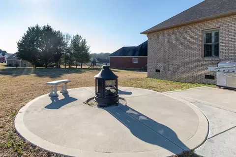 Exterior - 114 Solitaire Dr, Trinity, NC 27370 photo 5 of 7