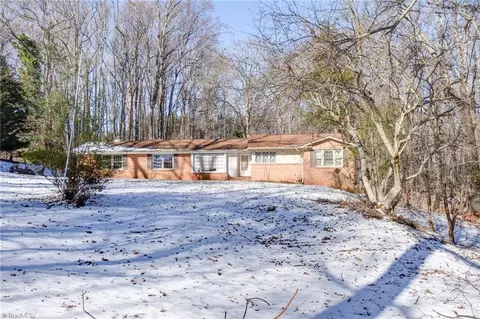 1941 Ardmore Rd, Winston Salem, NC 27127