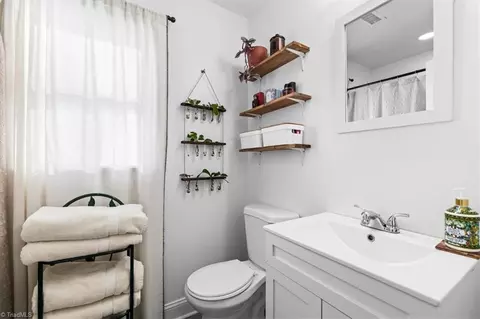 Bath - 240 Friendly Ave, High Point, NC 27260 photo 1 of 1