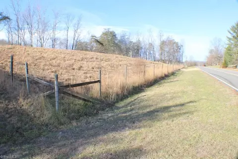 2086 Ray Loop Rd, Westfield, NC 27053 photo 38