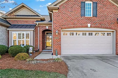 194 Collingswood Dr, Winston Salem, NC 27127