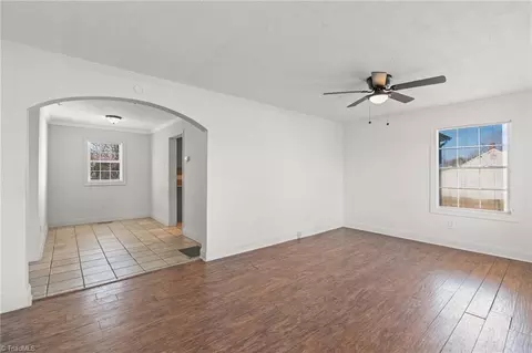 Living - 5161 Hoover Hill Rd, Trinity, NC 27370 photo 1 of 2