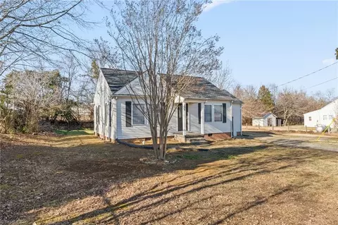 Exterior - 5161 Hoover Hill Rd, Trinity, NC 27370 photo 4 of 8