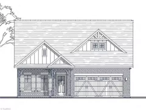 141 Castle Pond Dr, Winston Salem, NC 27107