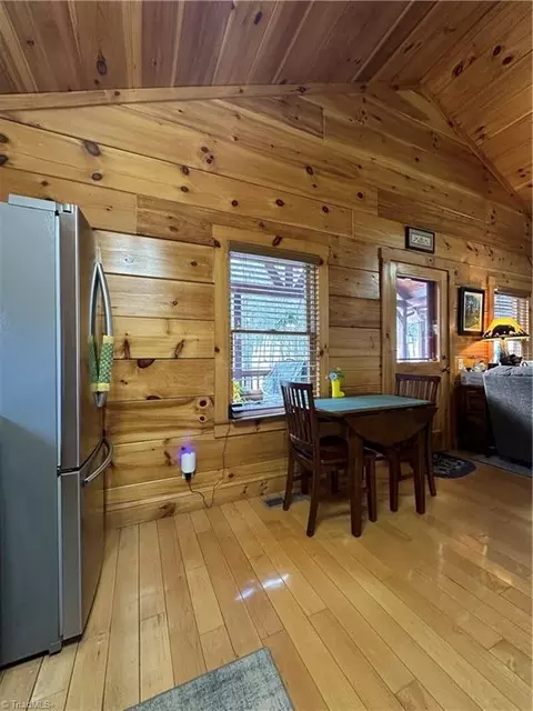 307 Current Loop, Hillsville, VA 24343 photo 36