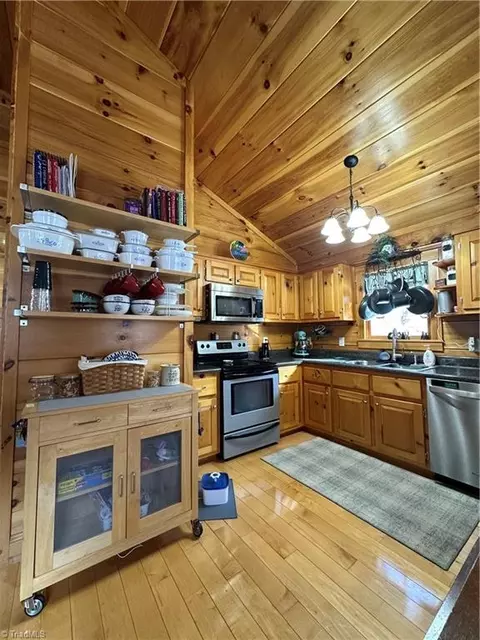 307 Current Loop, Hillsville, VA 24343 photo 30