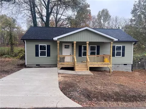 1238 Irving Ave, Eden, NC 27288